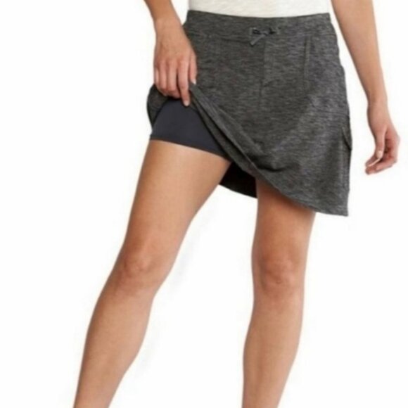 Kuhl Mova Skort, size medium, dark heathered gray, excellent condition - Picture 12 of 14